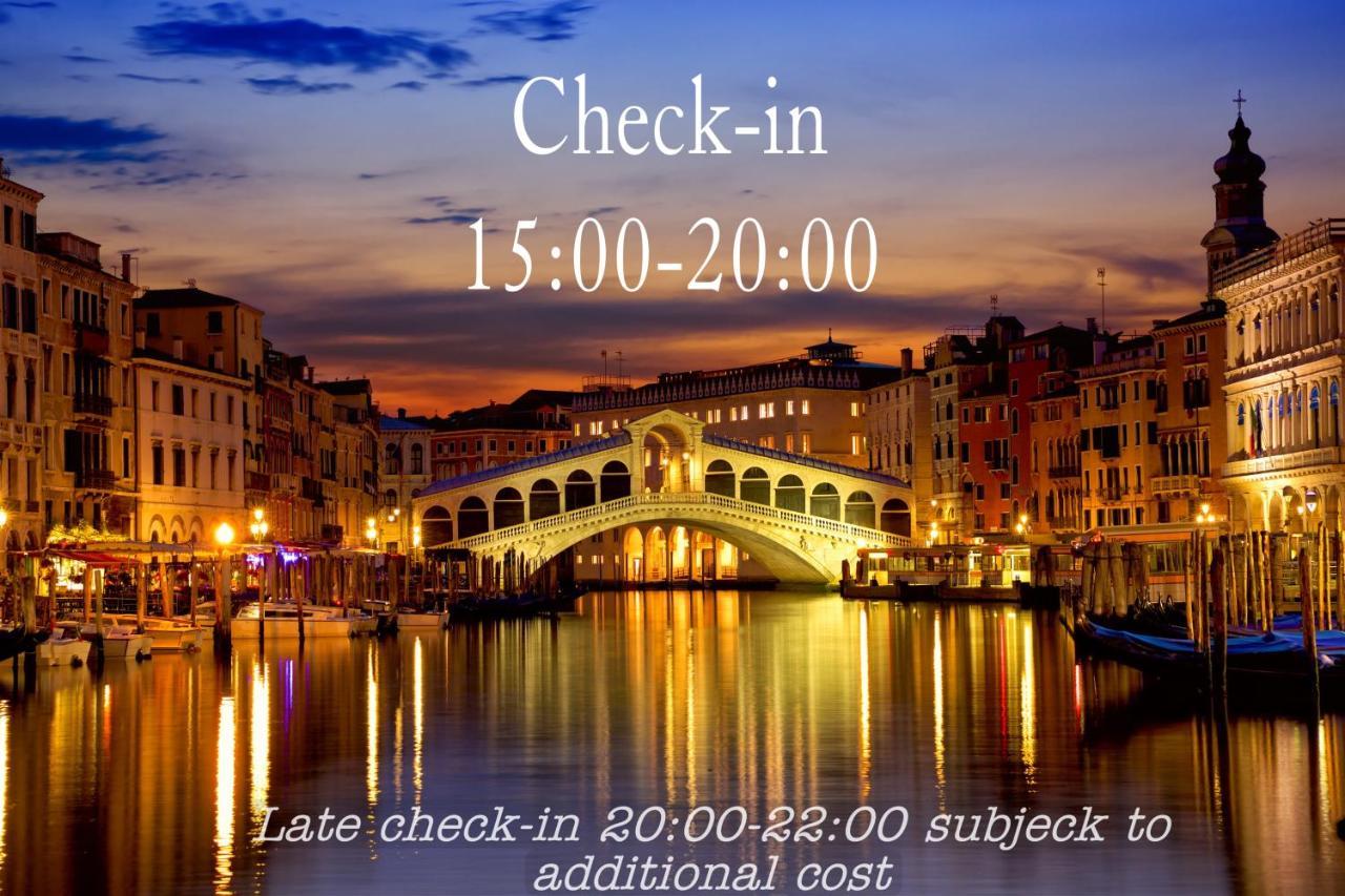 Venetian Mood: Secret Garden Apartman Kültér fotó